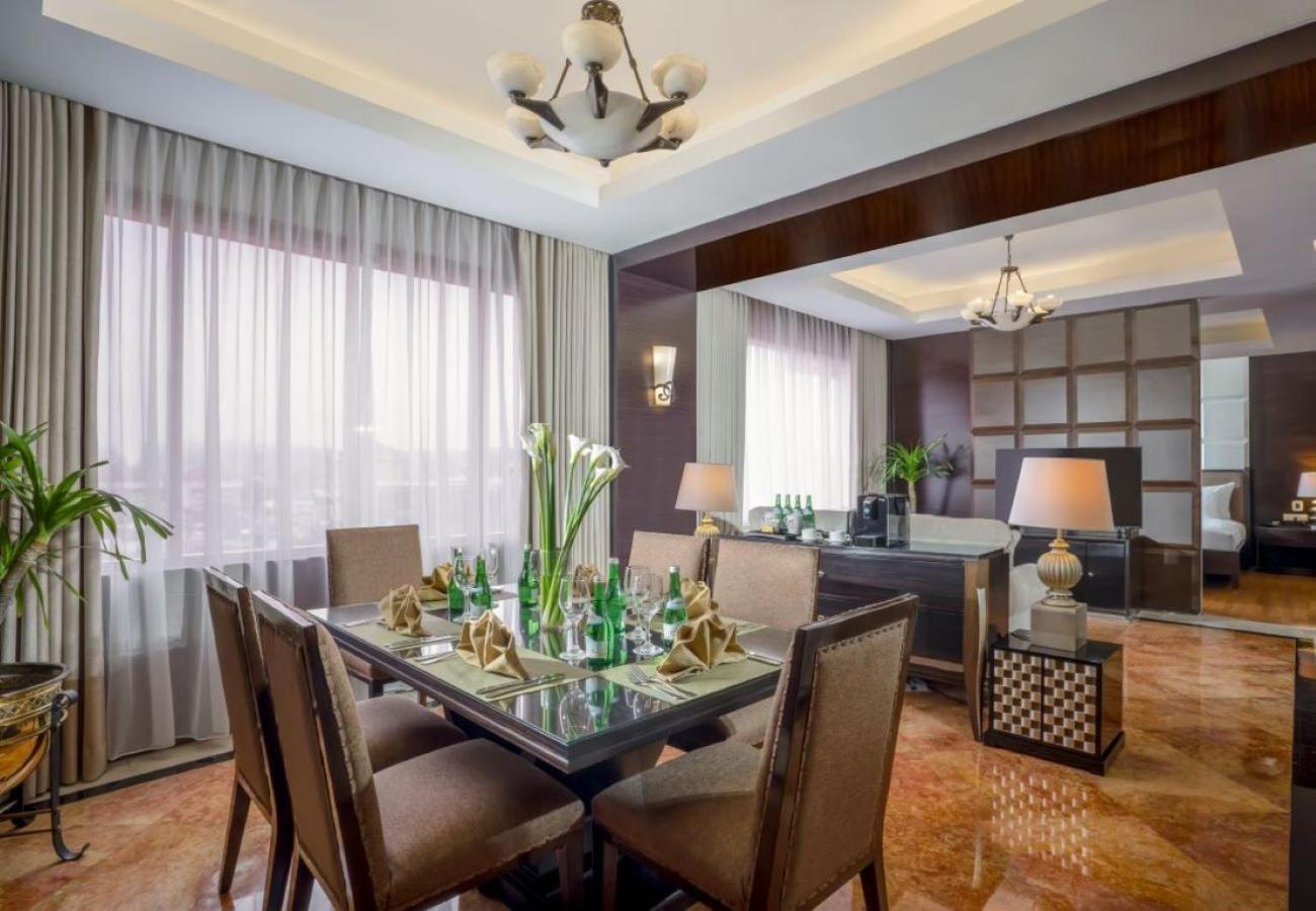 Hotel Ciputra Semarang Managed By Swiss-Belhotel International Eksteriør bilde